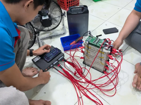 Dịch vụ sửa lỗi 24-135 pin B1 VinFast