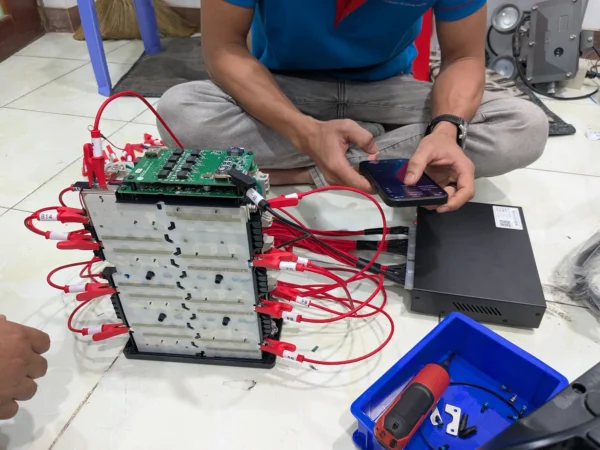 Dịch Vụ Sửa Chữa Pin Xe Điện