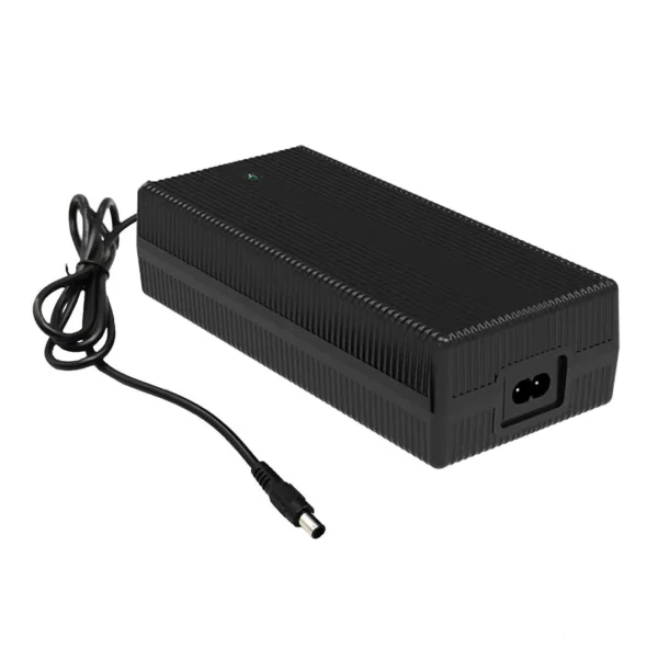 Sạc pin xe điện li-ion 16S 67.2V 4.5A (Model FY6724500)