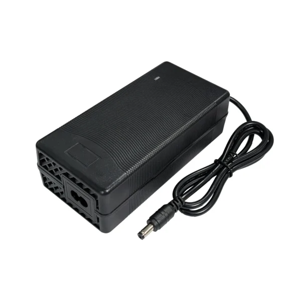Sạc pin xe điện Li-ion 54.6V 3A – Chuẩn an toàn Châu Âu