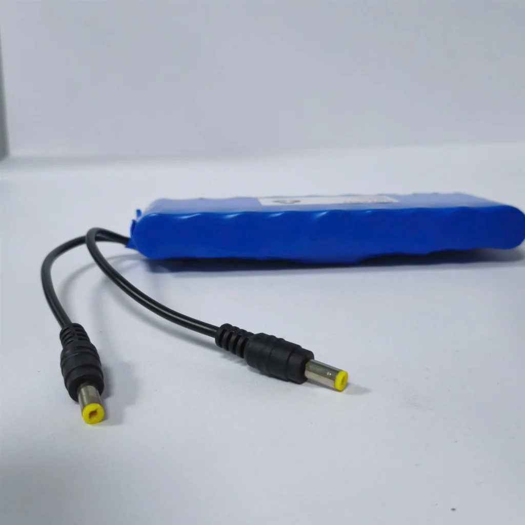 Dây và jack DCPlug của khối pin LIB-12V7.7Ah-18650